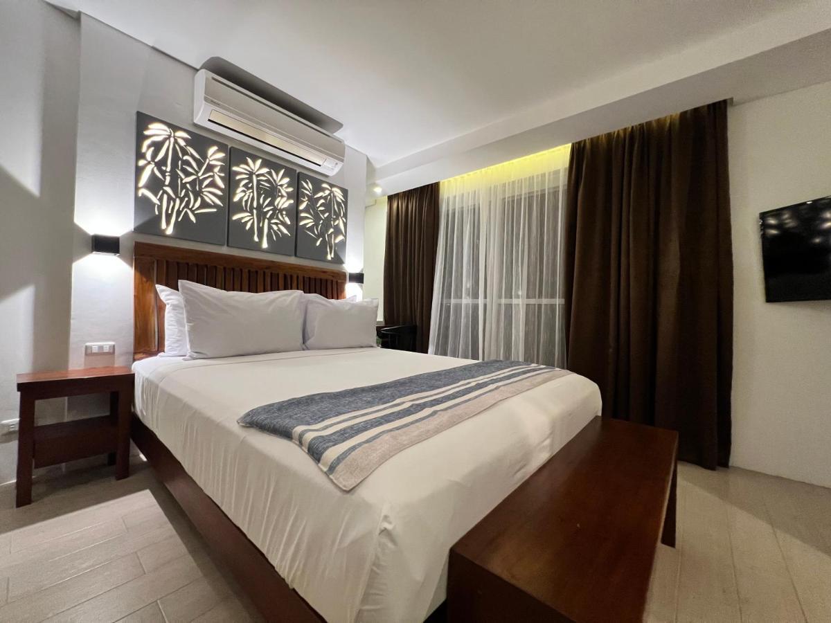 Aira Boracay Hotel Balabag  Ngoại thất bức ảnh